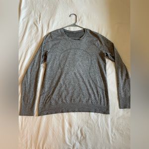 Swiftly Tech Long Sleeve Size 10